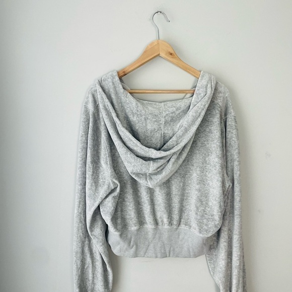 Good American Gray Velvet Hoodie - Picture 5 of 6